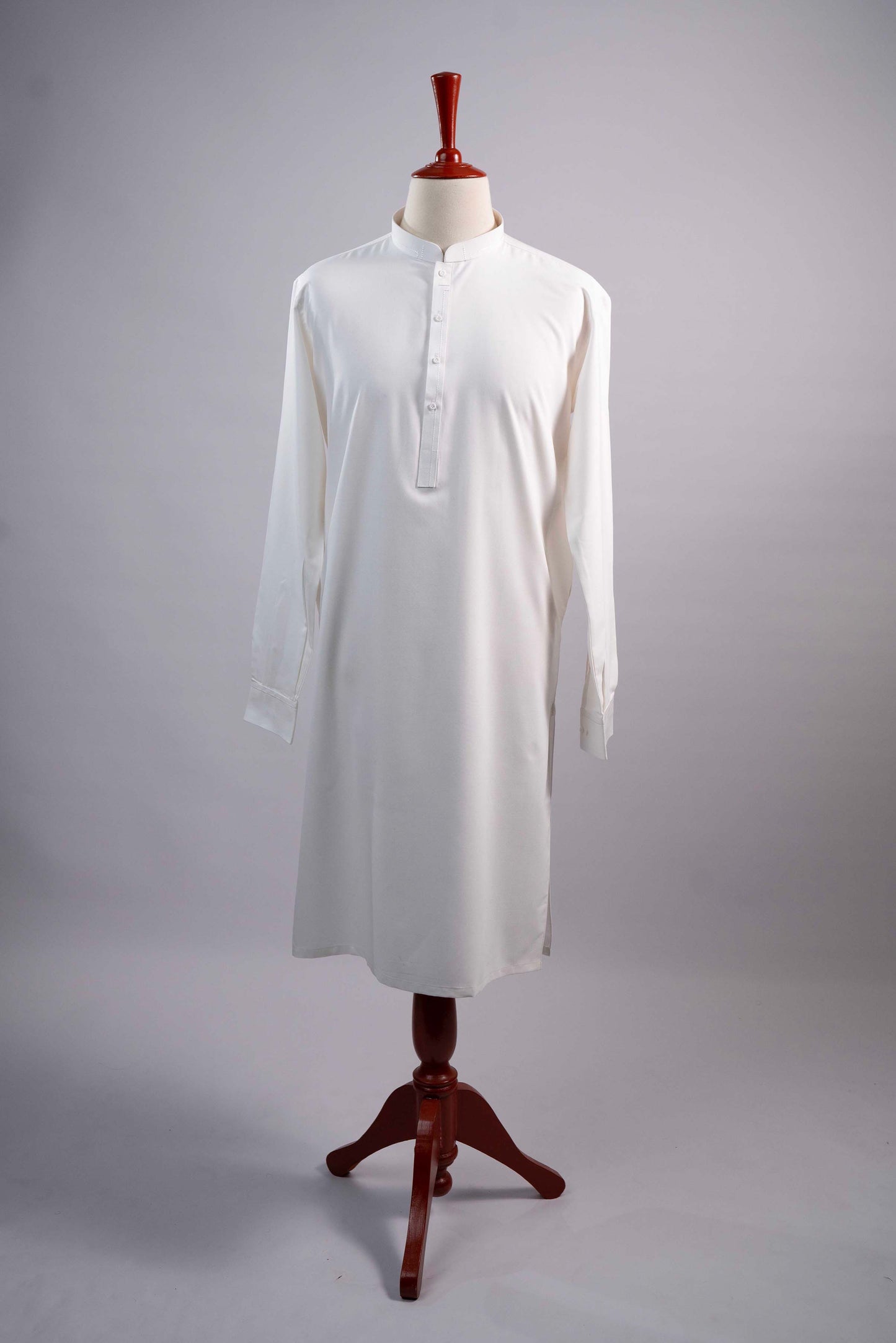 WHITE EMBROIDERED KURTA SHALWAR - RC10