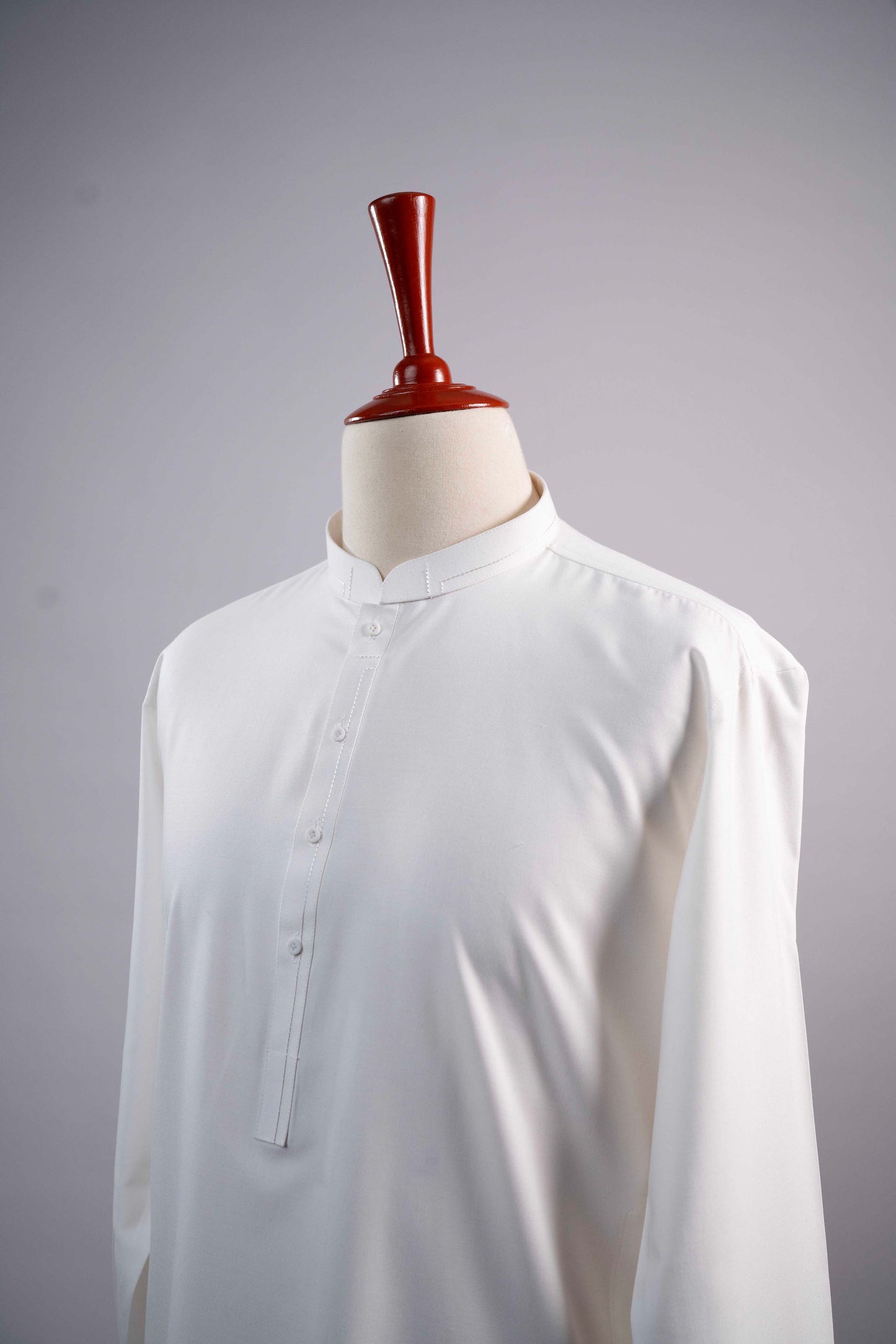 WHITE EMBROIDERED KURTA SHALWAR - RC10