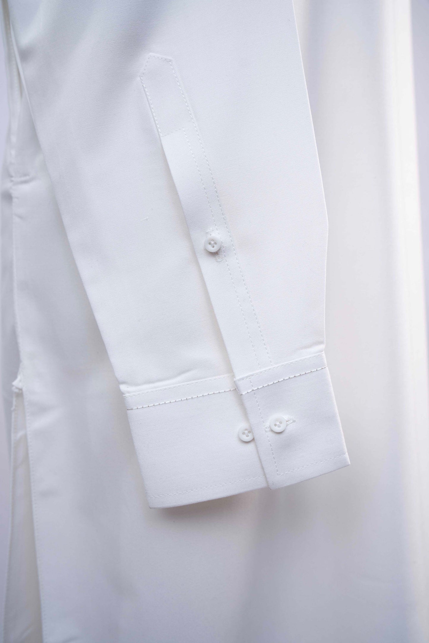 WHITE EMBROIDERED KURTA SHALWAR - RC10